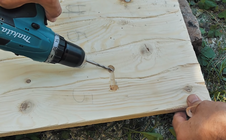 Мебель из натурального дерева своими руками для дома и сада: инструкции по изготовлению