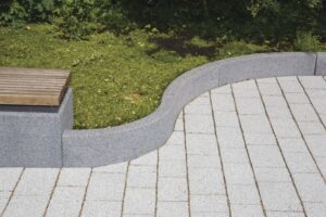 Какой бордюр лучше для тротуарной плитки?