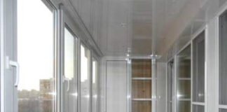 Чем лучше остеклить балкон или лоджию?