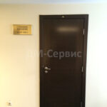 Какие двери лучше выбрать в офис?