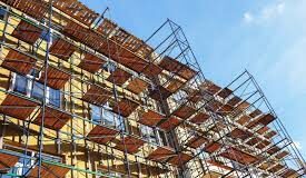 Роль строительных лесов в современном строительстве