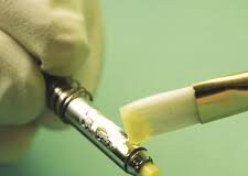 Как правильно выбрать промышленный клей?