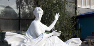 Какую роль играет скульптура в интерьере