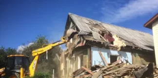 Услуги по сносу домов: профессиональный подход к демонтажу строений