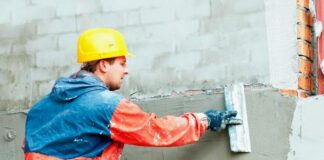 Как проходит ремонт фасадов зданий