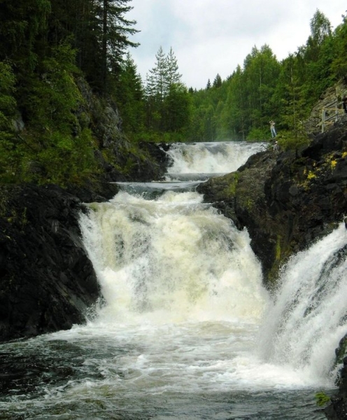 5 самых красивых водопадов России, от которых захватывает дух