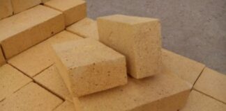 Шамотный кирпич: свойства, применение и использование в строительстве