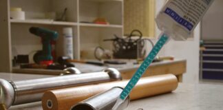 Лучший клей для металла с металлом – как выбрать и рейтинг ТОП-12