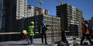 Девелоперы в День строителя назвали профессии, которые исчезнут со строек