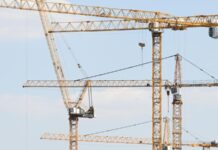 Власти объяснили, почему новая школа в Саратове будет построена в сквере