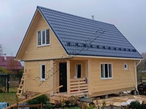 Строительство дома из бруса под усадку: этапы, сроки и ключевые особенности